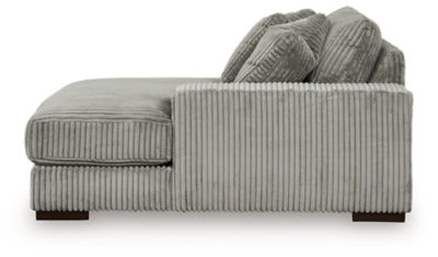 Lindyn Sectional with Chaise