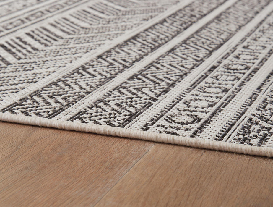 Brinoy - Rug