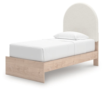 Arloster Upholstered Bed