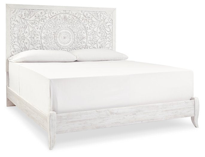Paxberry 7-Piece Bedroom Package