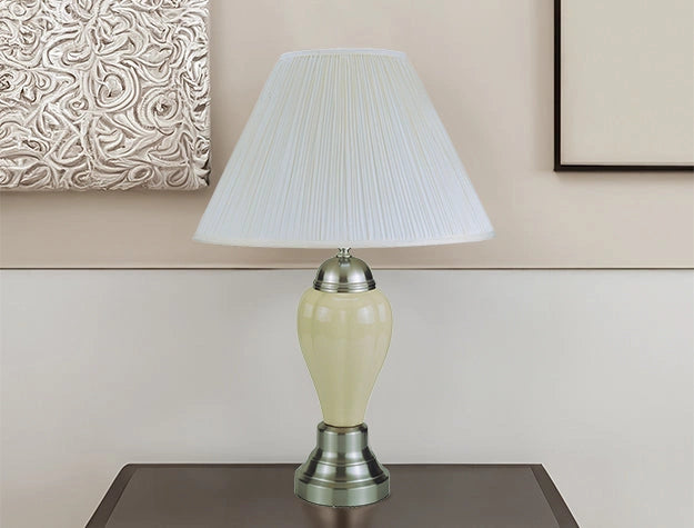 6115 Porcelain Lamp